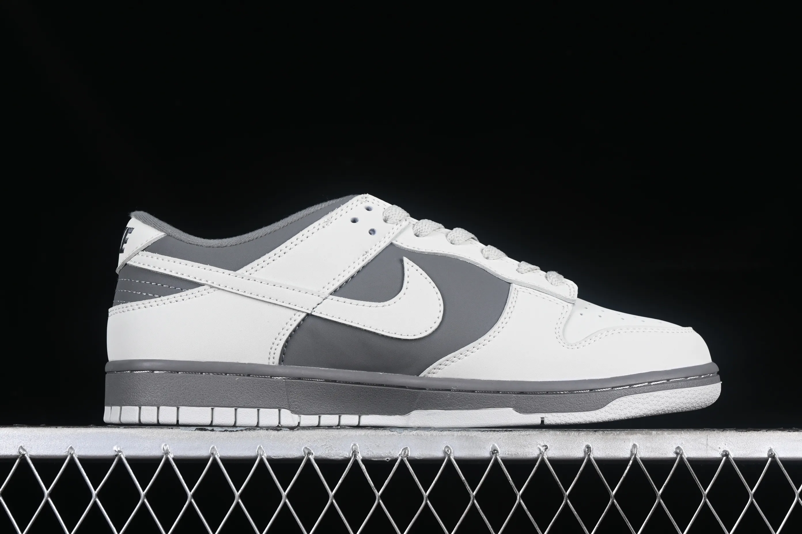 All categories Nk SB Dunk series Nk SB Dunk Low low-top sneakers Nk Dunk Low volcanic gray color low-top retro casual sneakers DD1391-666